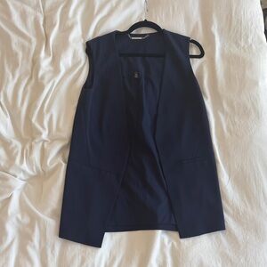 Never Worn Super Flattering Sleeveless Open-Front Vest